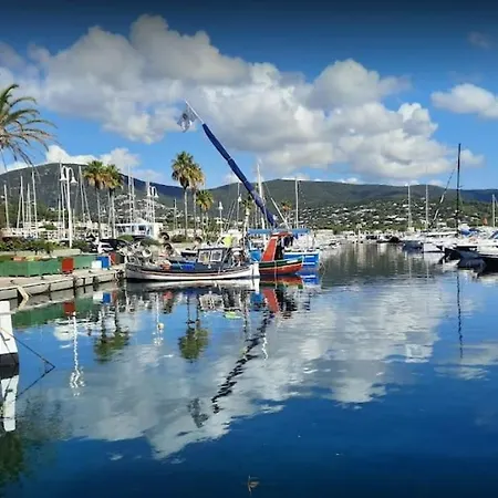 Vue Jardin à Pied - St-tropez 25km Le Rayol-Canadel-sur-Mer