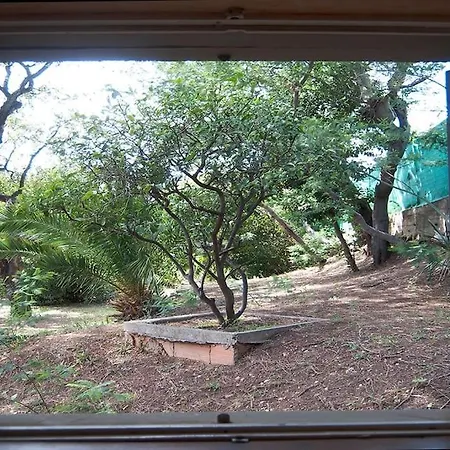 Beautiful Sea View, Ac, Garden, Minutes Away By Foot!