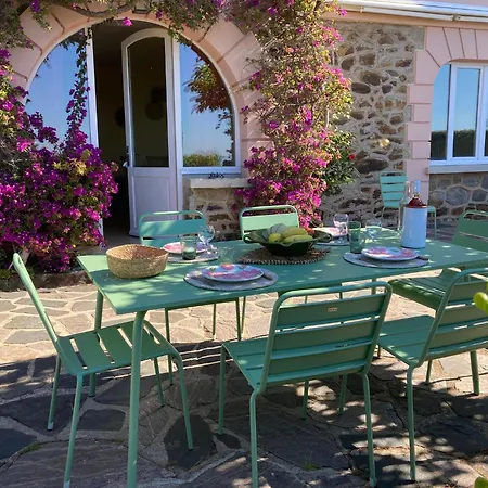Beautiful Sea View, Ac, Garden, Minutes Away By Foot! * Rayol-Canadel-sur-Mer