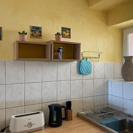 Beautiful Sea View, Ac, Garden, Minutes Away By Foot! *