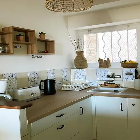 Vue Jardin A Pied - St-tropez 25km *