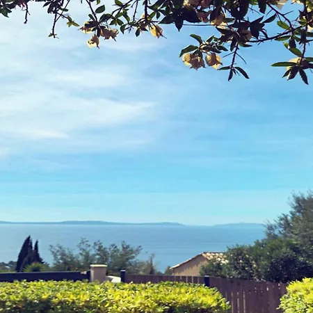 Vue Jardin à Pied - St-tropez 25km