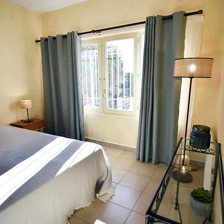 Vue Jardin A Pied - St-tropez 25km * Le Rayol-Canadel-sur-Mer